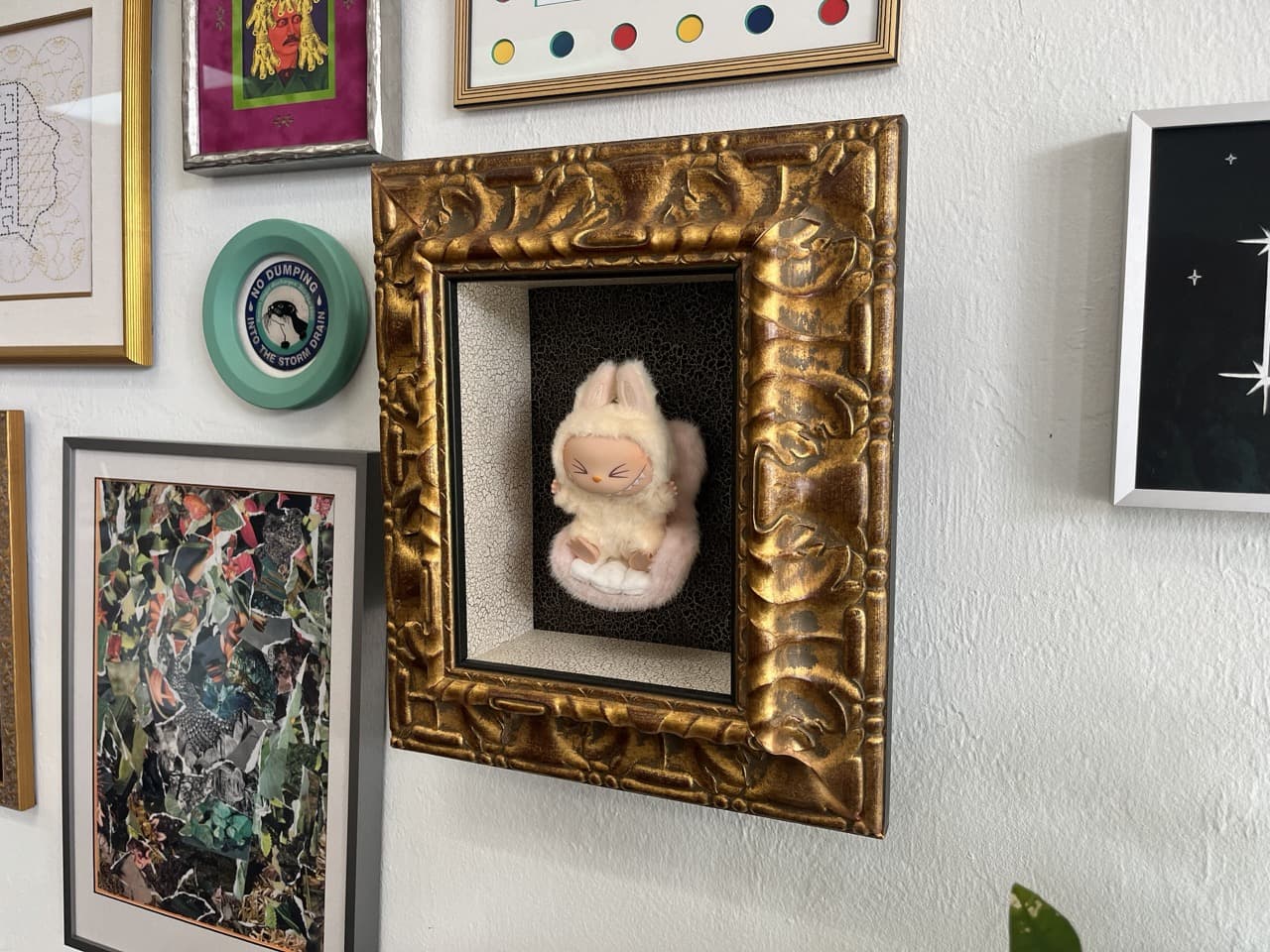 Shadowboxes & Memorabilia Displays
